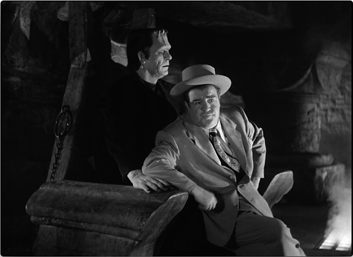 Abbott and Costello Meet Frankenstein (1948)-31.jpg