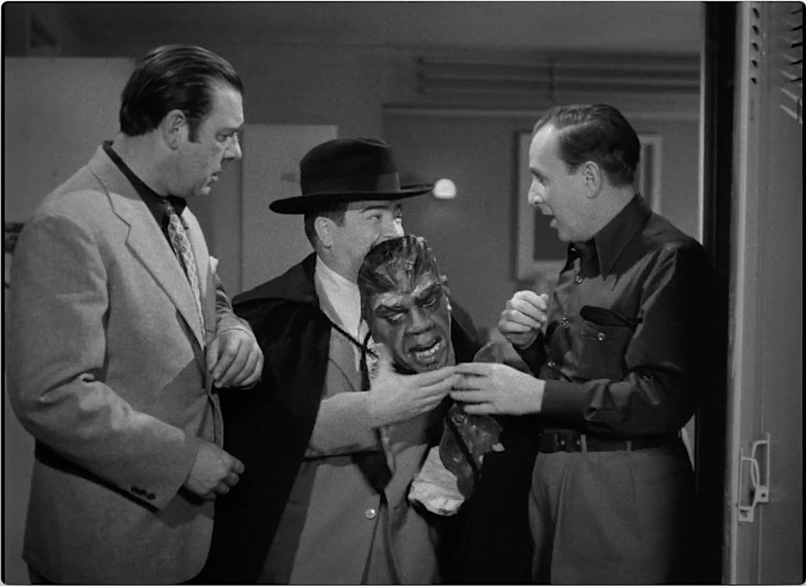 Abbott and Costello Meet Frankenstein (1948)-39.jpg