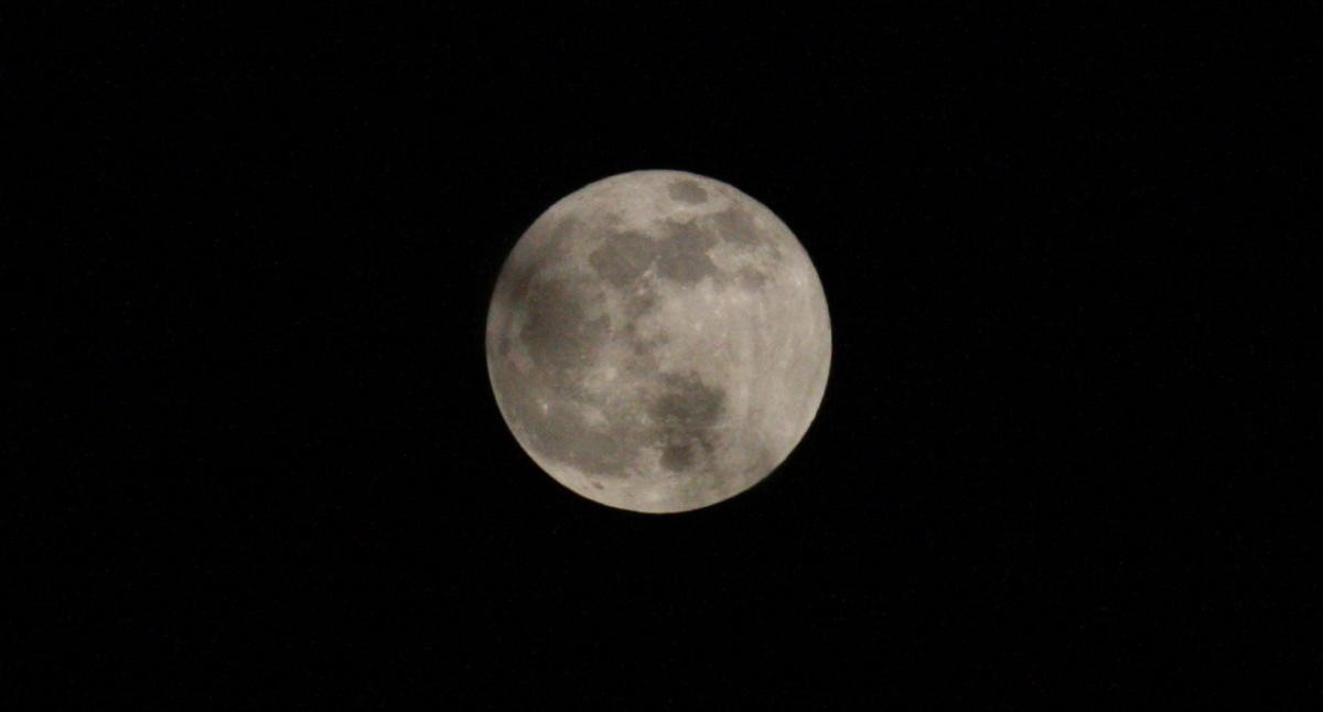Full Moon 4-25-13 Medium #3.jpg