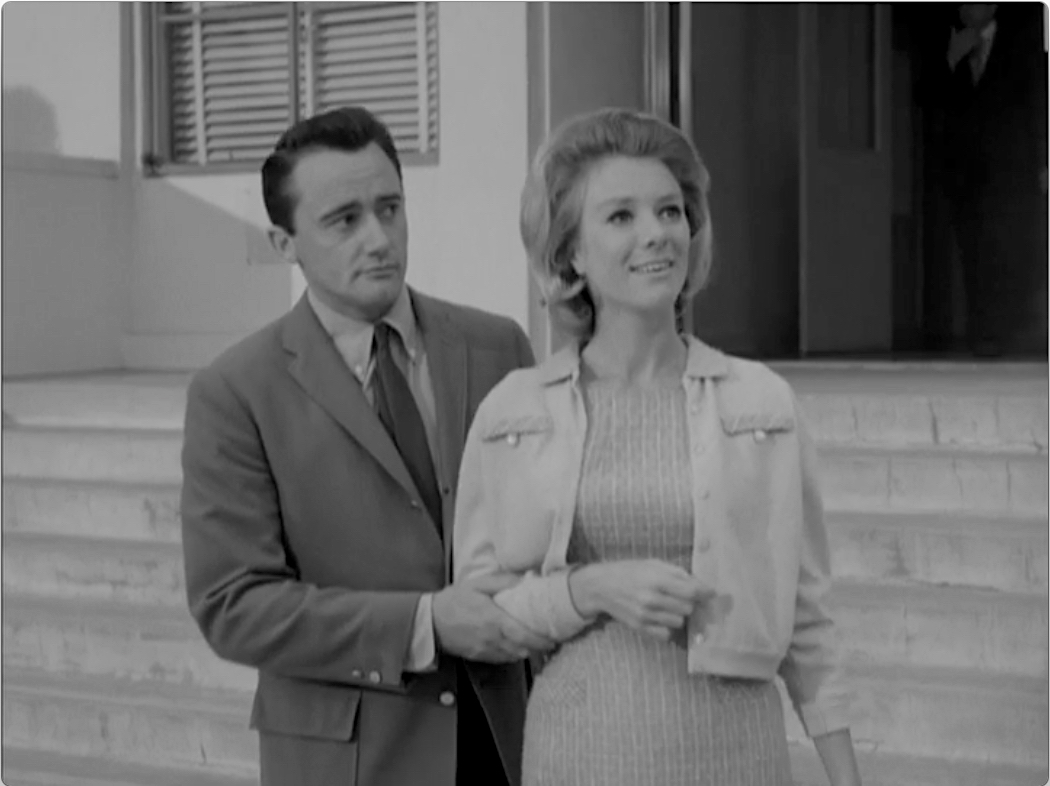 S01E11 The Blues My Babe Gave to Me (Dec.12.1962)-123.jpg