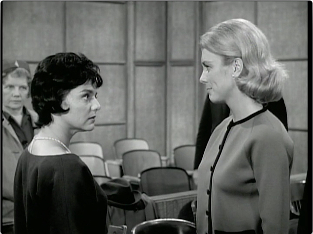 S01E16 The Target Over the Hill (Dec.29.1962)-101.jpg