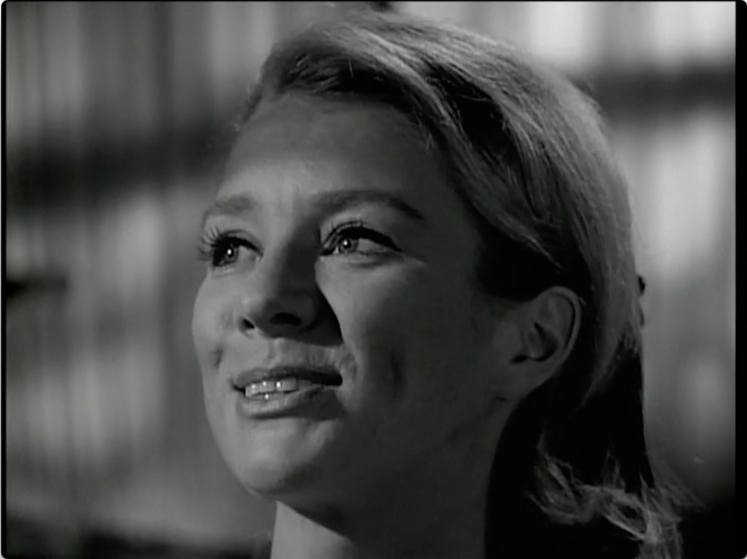 S01E16 The Target Over the Hill (Dec.29.1962)-44.jpg