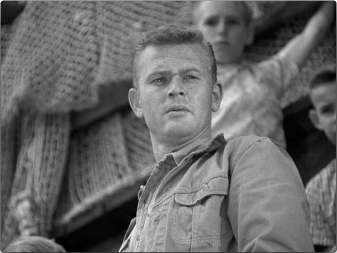 S04E05 Build Your Houses with Their Backs to the Sea (Oct.25.1963)-24.jpg