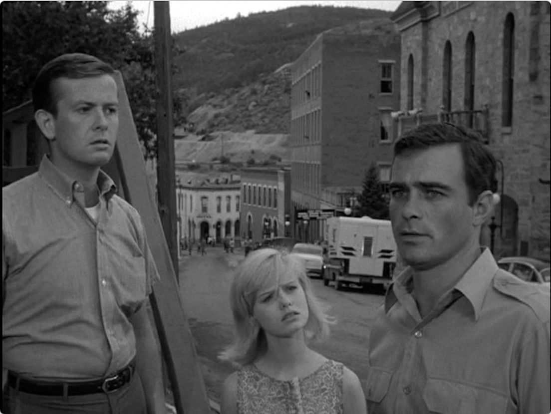 S04E07 The Stone Guest (Nov.07.1963)-27.jpg