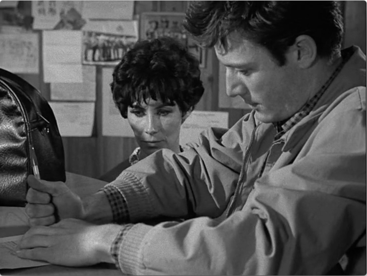 S04E17 Cries of Persons Close to One (Jan.31.1964)-20.jpg