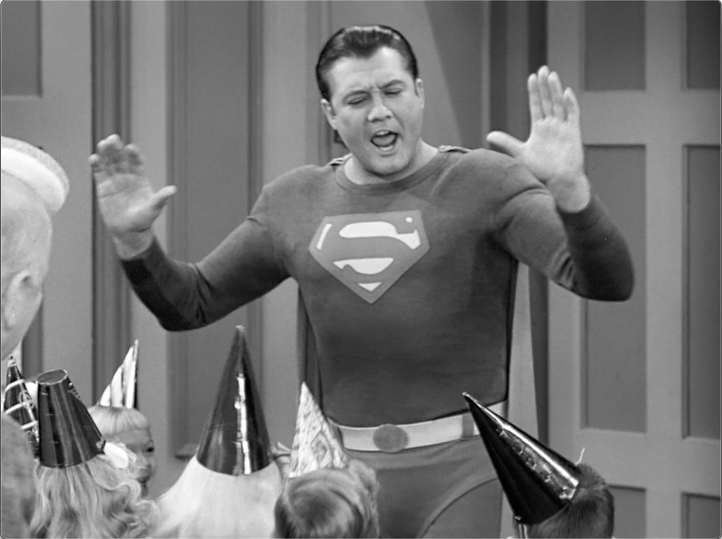 S06E13 Lucy and Superman (Jan.14.1957)-55.jpg