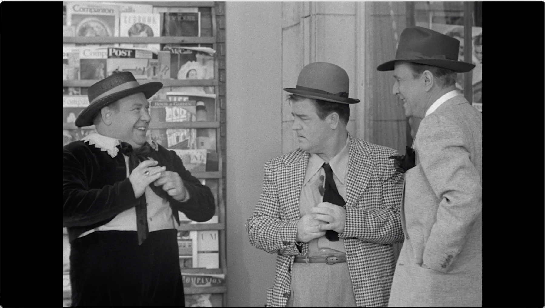 The Abbott and Costello Show S01E01 The Drugstore (Dec.05.1952)-004.jpg