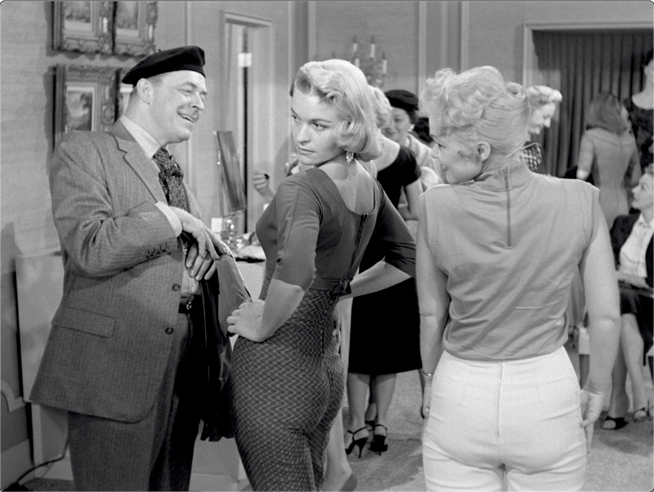 The Adventures of Ozzie and Harriet S07E10 The Dress Shop (Dec.03.1958)-13.jpg