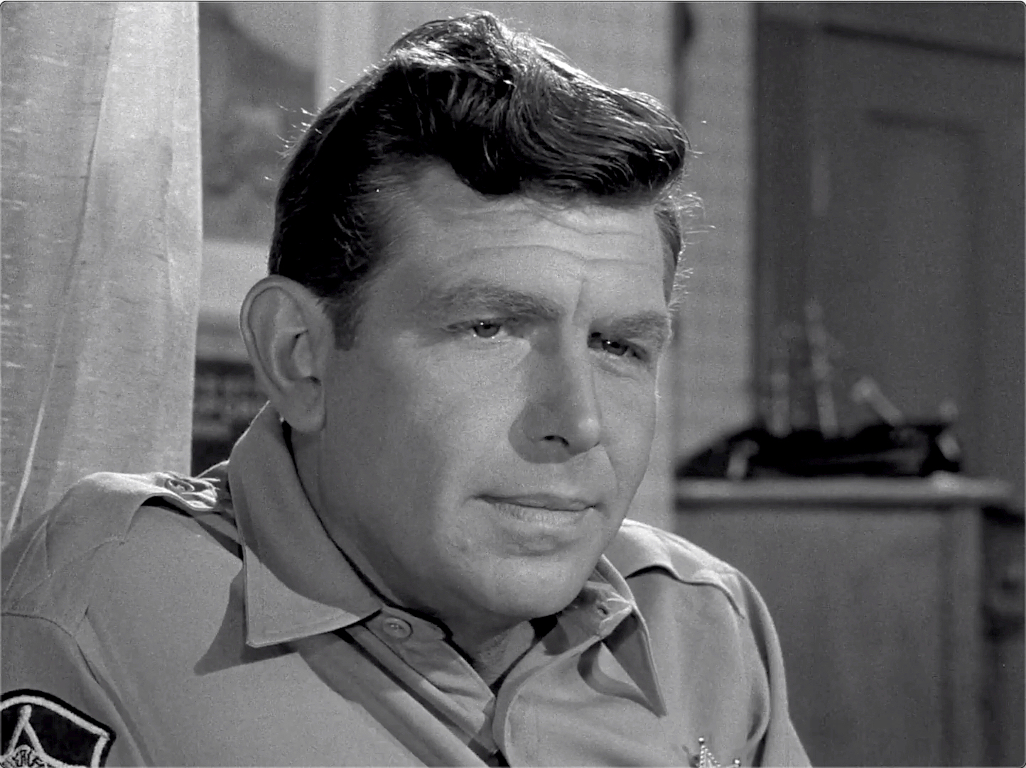The Andy Griffith Show S03E01 Mr. McBeevee (Oct.01.1962)-117.jpg