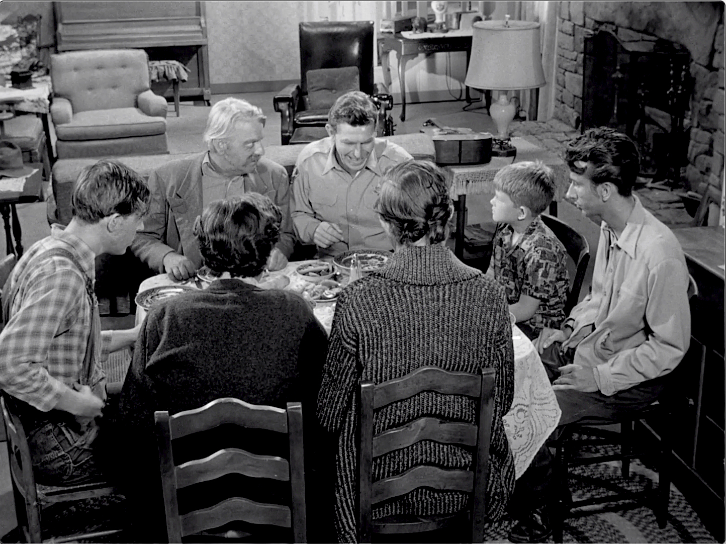 The Andy Griffith Show S04E05 Briscoe Declares for Aunt Bee (Oct.28.1963)-19.jpg
