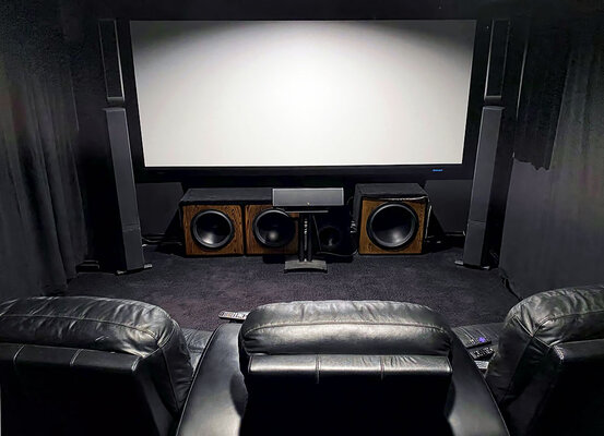 Basement_Theater_Curtains1_1000p.jpg