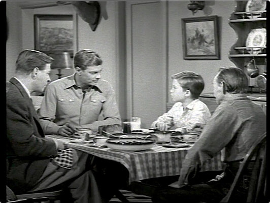 S01E09 Joey Saves The Day (Dec.10.1955)-19.jpg