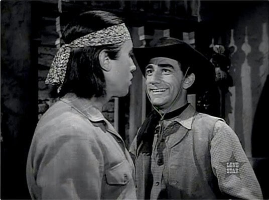 Law Of The Plainsman S01E01 Prairie Incident (Oct.11.1959)-73.jpg