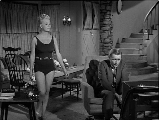 S04E01 Leo Durocher Meets Mister Ed (Sep.29.1963)-2.jpg