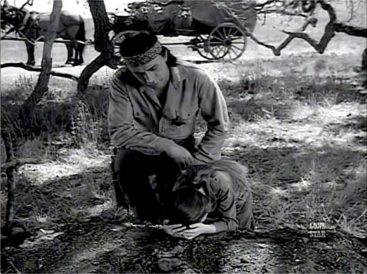 Law Of The Plainsman S01E01 Prairie Incident (Oct.11.1959)-35.jpg