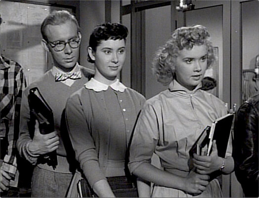 Fathers Knows Best S02E30 Betty Girl Engineer (Apr.11.1956)-8.jpg
