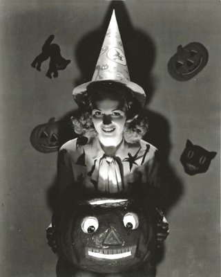 Happy Halloween from Donna Reed AOL.jpg