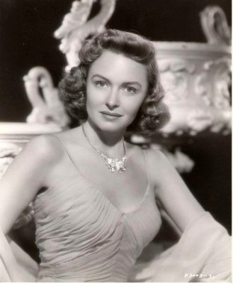 Donna Reed in beautiful gown.jpg