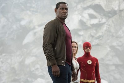 DCTV-Crossover_2019_Winter_050.jpg