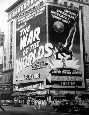 Mayfair_war of the worlds.jpg