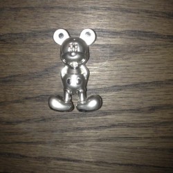 mickey mouse drawer pulls