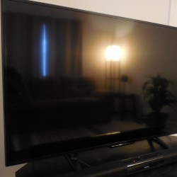 TV and Philips Soundbar