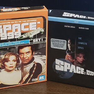 Space 1999 Set.jpg