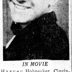 The_Cincinnati_Enquirer_1956_11_19_Page_34.jpg