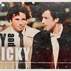 1976-Mikey And Nicky-image