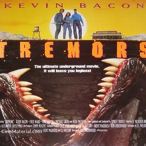 1990-tremors-poster.jpg
