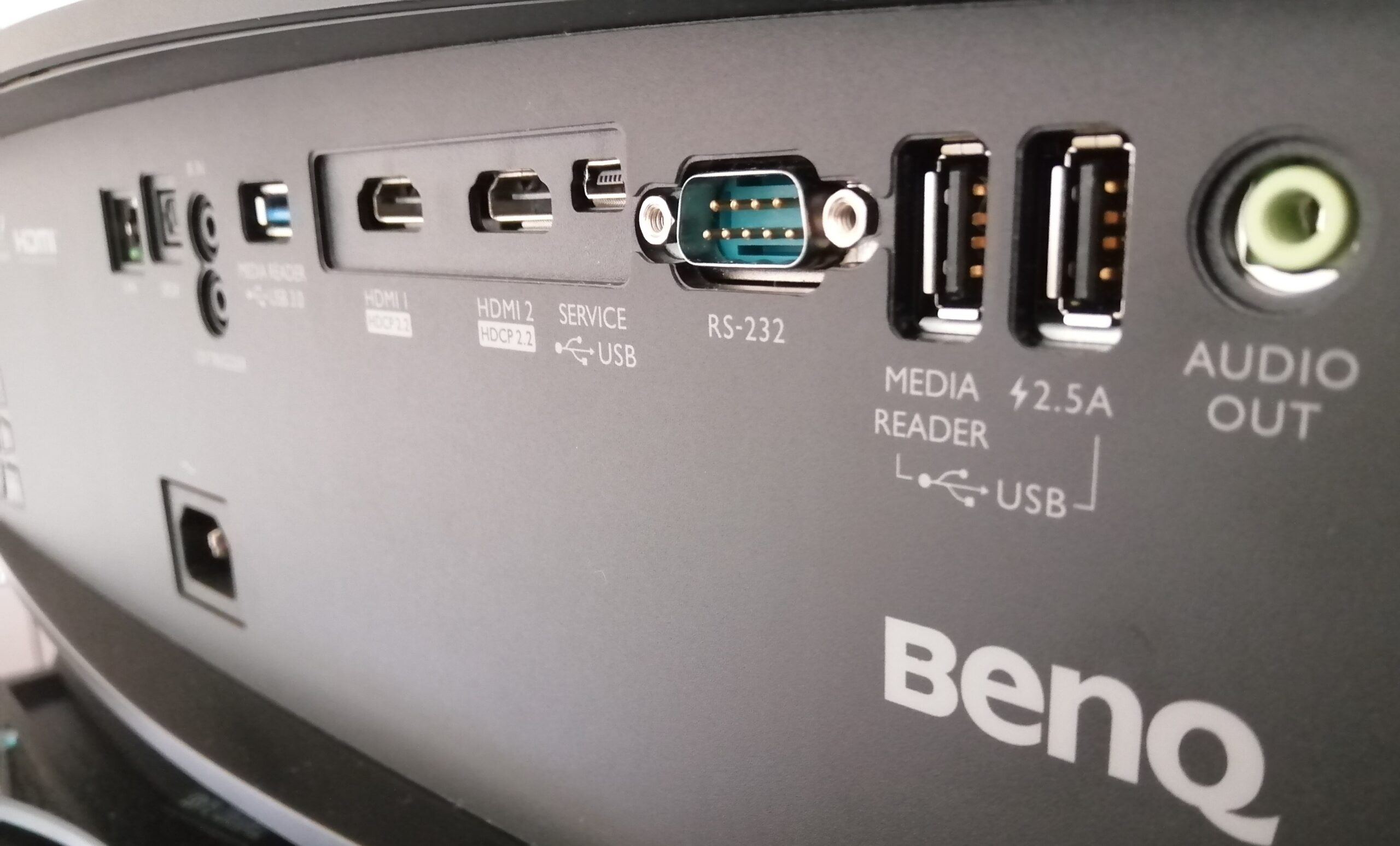 BenQ CinePrime HT5550 Rear